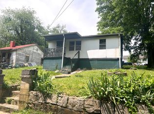 921 Campbell St W, Fayetteville, TN 37334