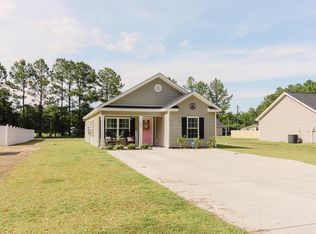 6963 Daphane Dr, Loris, SC 29569