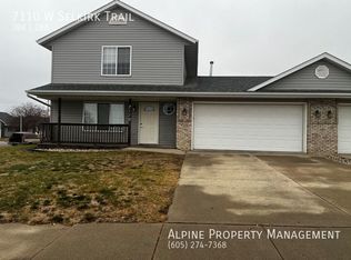 7110 W Selkirk Trl, Sioux Falls, SD 57106