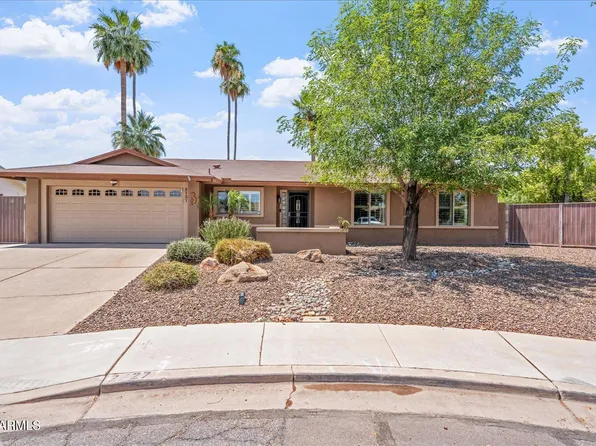 2727 W OCASO Circle, Mesa, AZ 85202