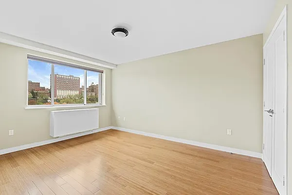 Rented by Douglas Elliman | media 22