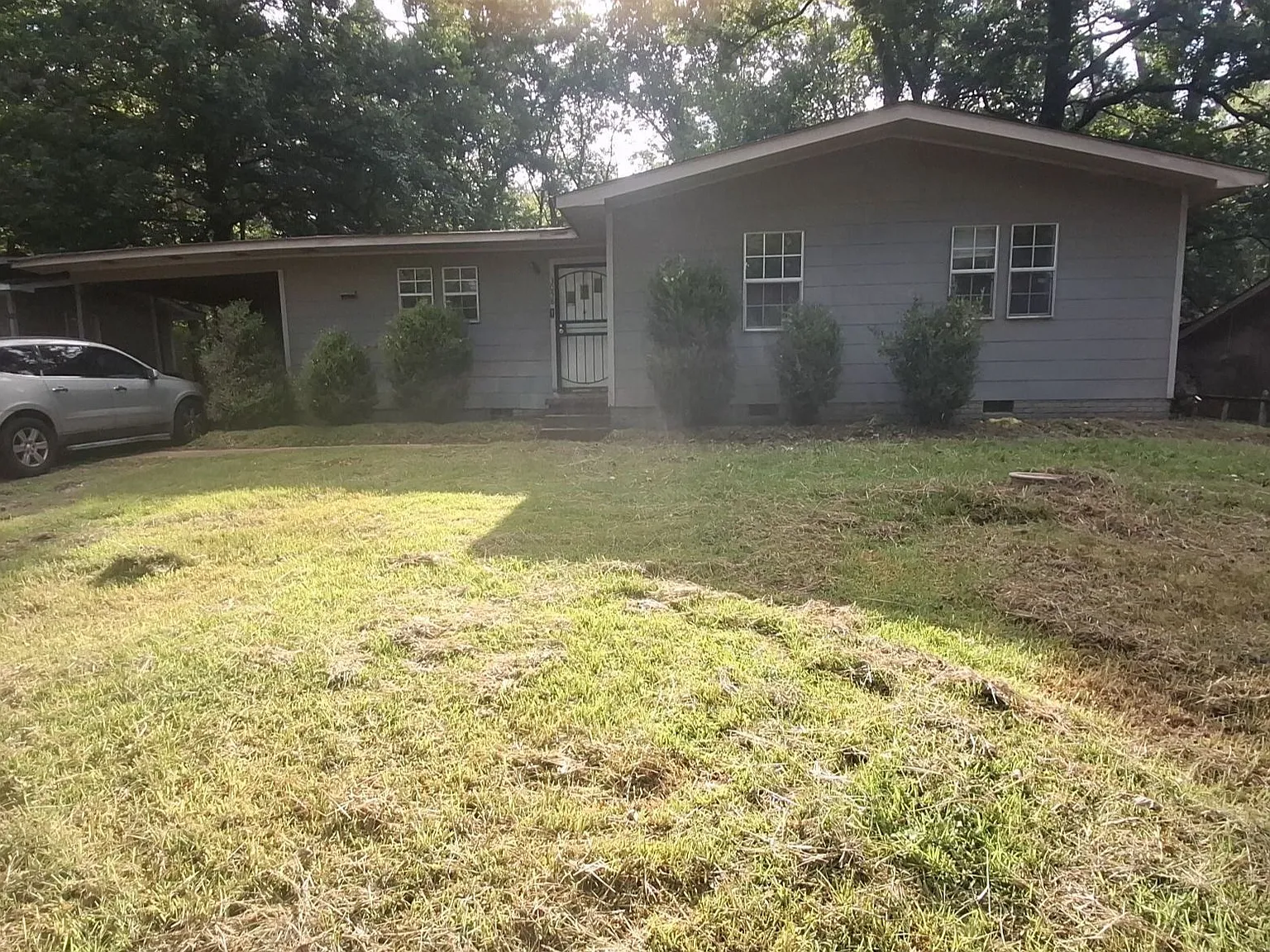 3058 Woodside Drive - 1 — Photo 1