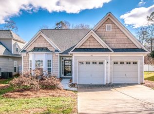 143 Ivy Creek Ln, Mooresville, NC 28115