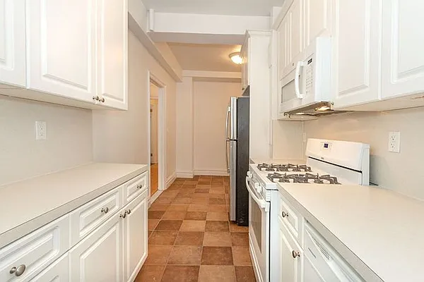 Rented by Rachel Realty | media 34