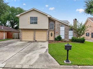 1112 Saint Michael Dr, Harvey, LA 70058