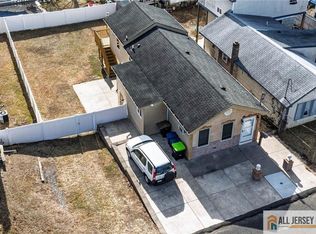 604 Greenwood Ave, Laurence Harbor, NJ 08879