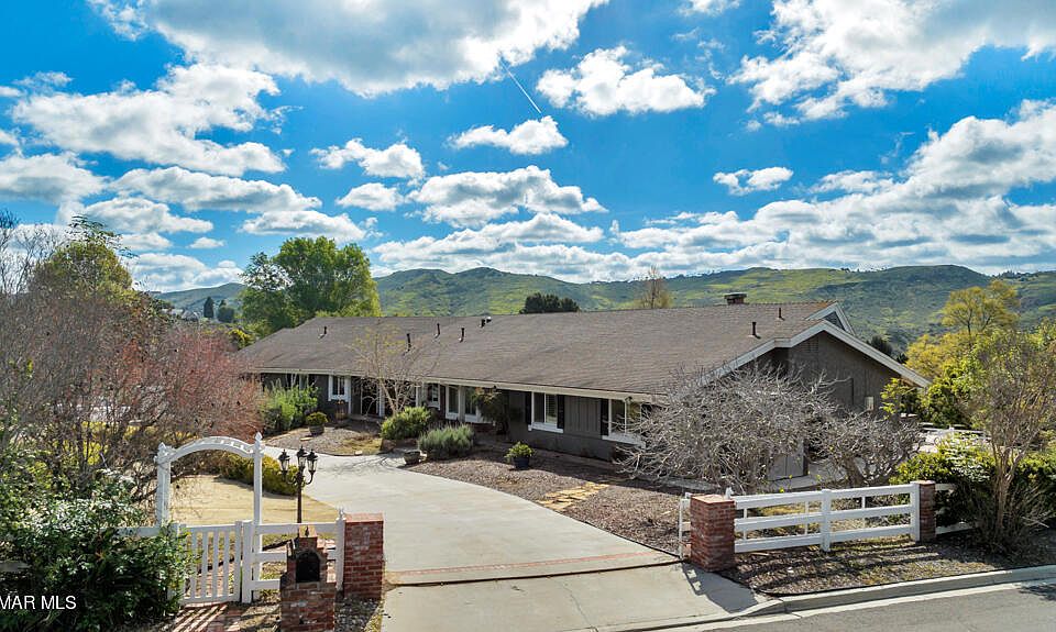 2704 N Redondo Cir, Camarillo, CA 93012 MLS 224000918 Zillow