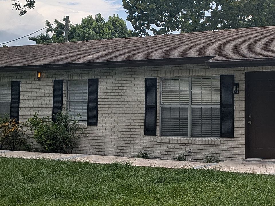 1st image of 1902 Park Manor Dr #1902