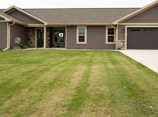 N5839 Esterbrook Rd, Fond Du Lac, WI 54937