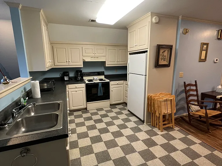 232 Guthrie Rd #1 — Photo 9