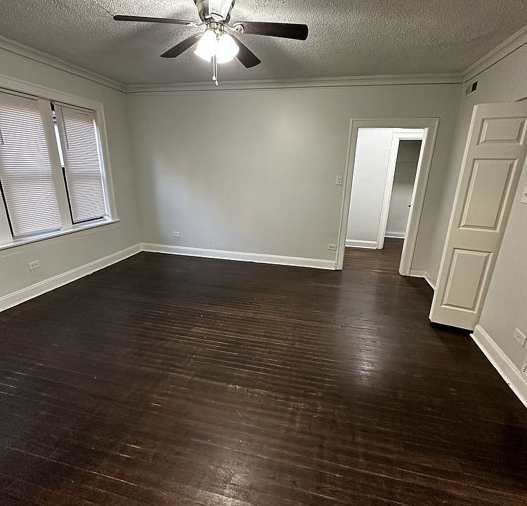 1st image of 7121 S East End Ave APT 2A