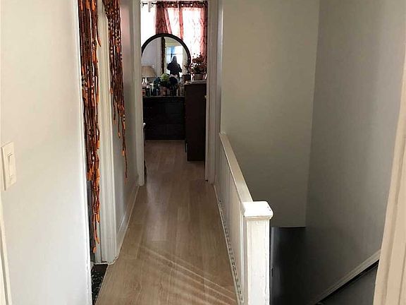 4th image of 104-76 127th St #2