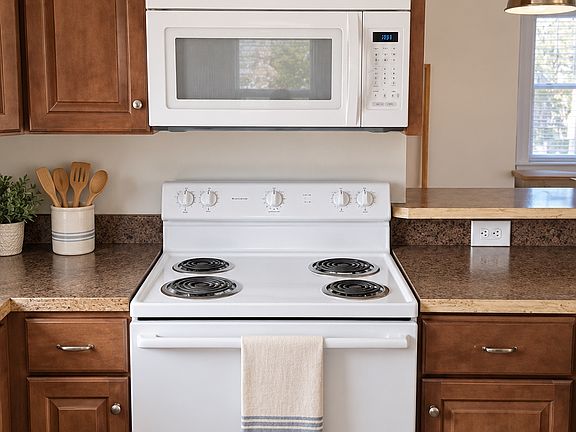 4th image of 416 16th St