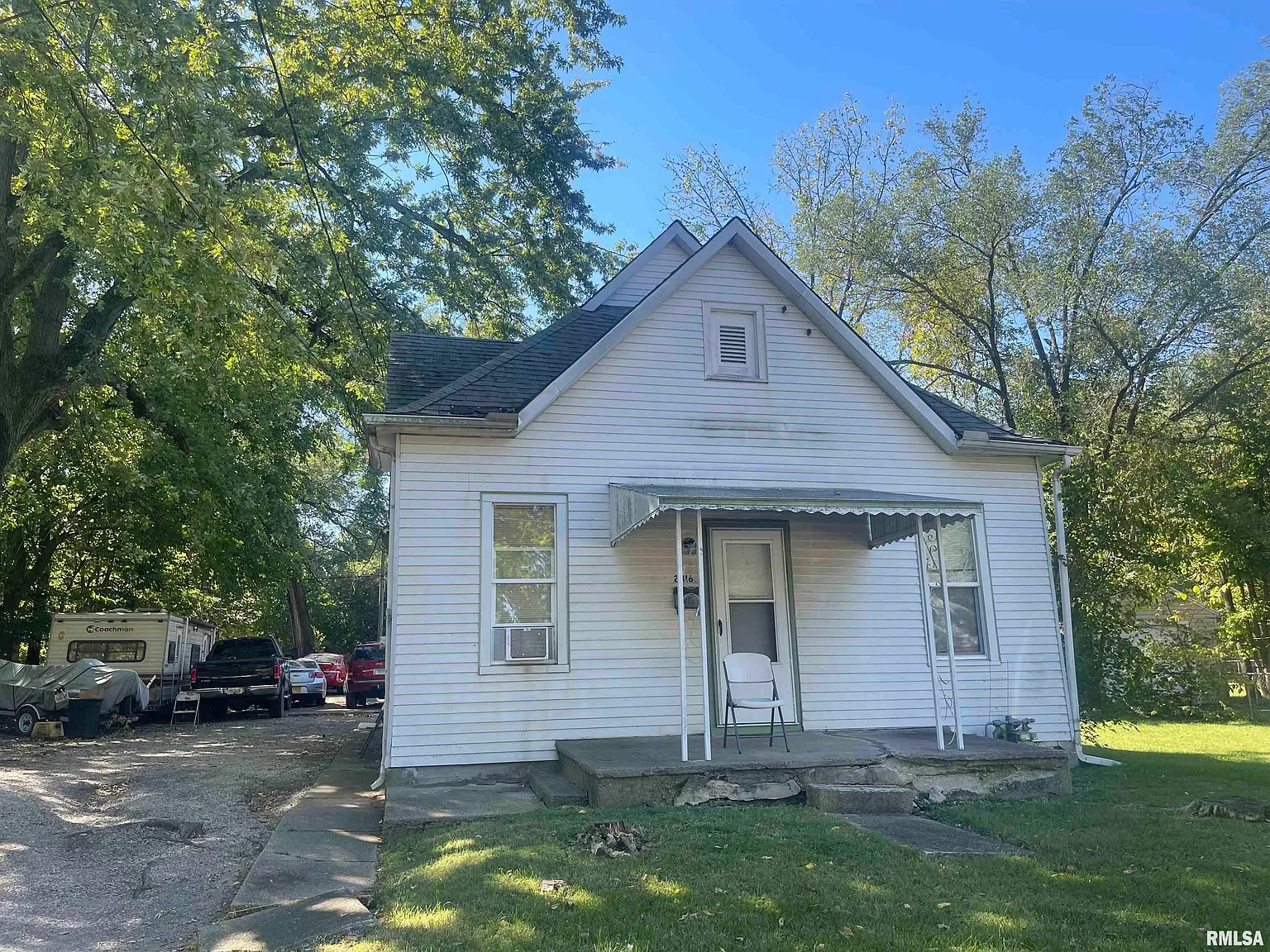 2316 W Wiswall St photo 1