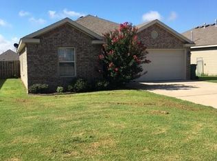 618 E Bonnie Ln, Rogers, AR 72758
