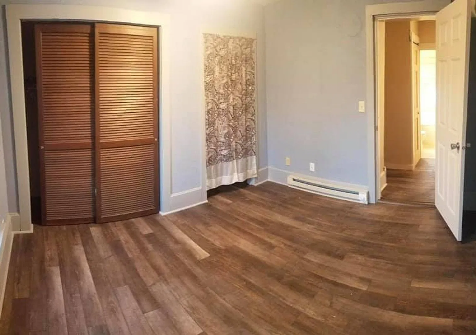 Large 1 Bedroom Apartment Near Viterbo University — Photo 4