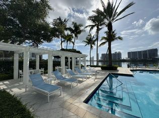 3235 NE 184th St APT 11103, Aventura, FL 33160