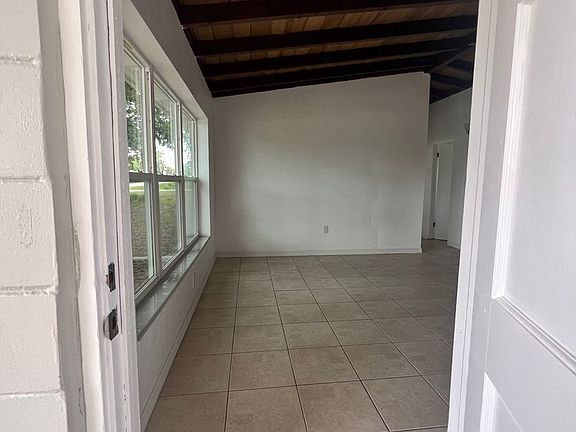 2nd image of 32 Mountain Dr