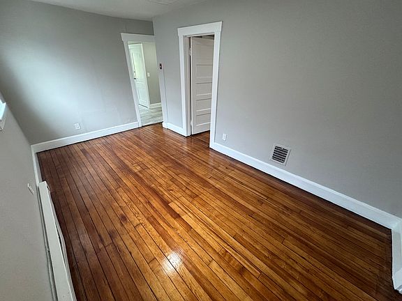 5th image of 71 Judson Ave #3A