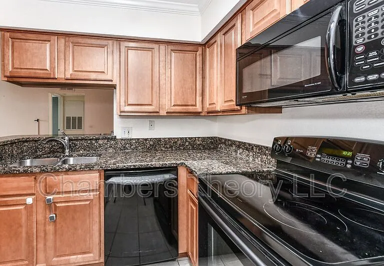 3312 Wyndham Cir #208 — Photo 9