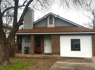 1401 E Logan St, Round Rock, TX 78664