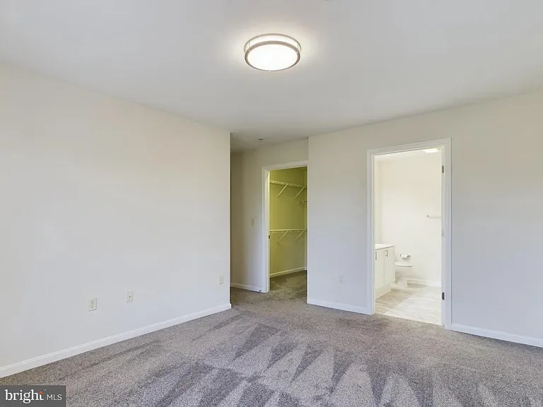 302 Baughmans Ln #M — Photo 24