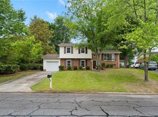 2514 Argonne Blvd, Greensboro, NC 27407