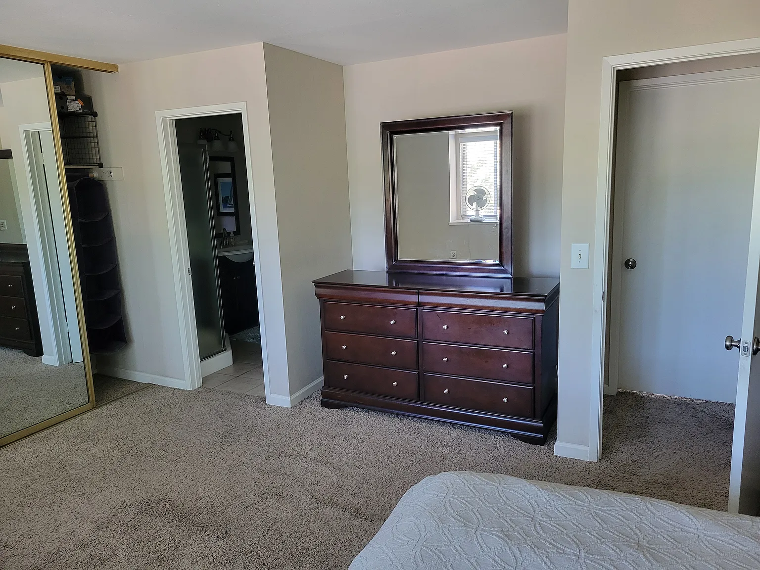 1920 Cannon Pl — Photo 2