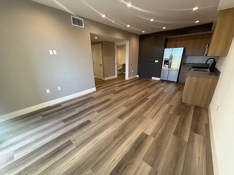 11155 Huston St — Photo 35