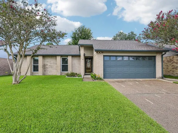 18015 Forest Cedars Dr, Houston, TX 77084