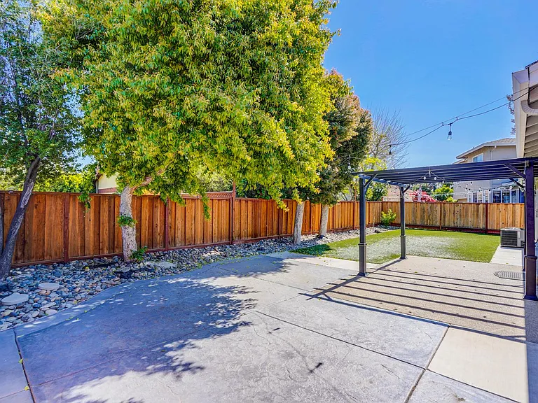 1644 Peachwood Dr — Photo 63
