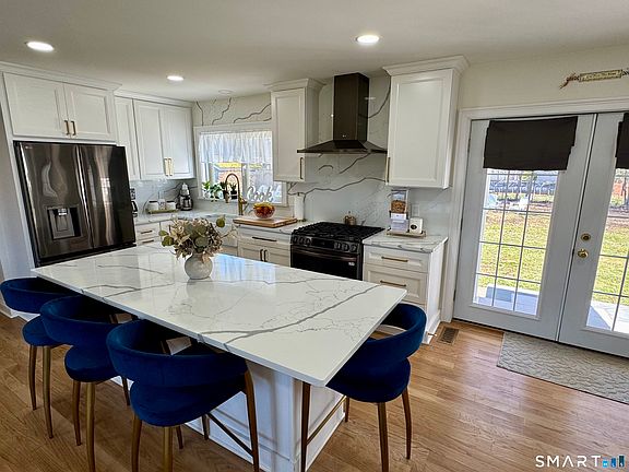 4th image of 13 Karen Road