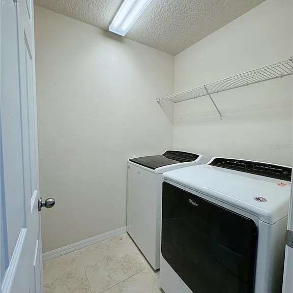 2428 Chateau Loop — Photo 20