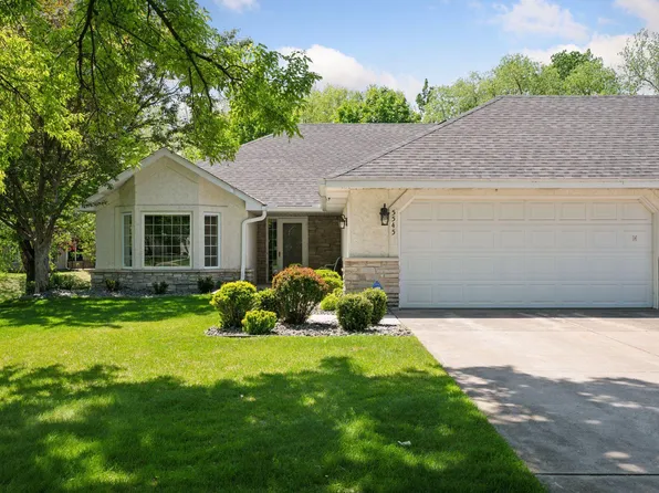 5545 Fenway Ct, White Bear Township, MN 55110