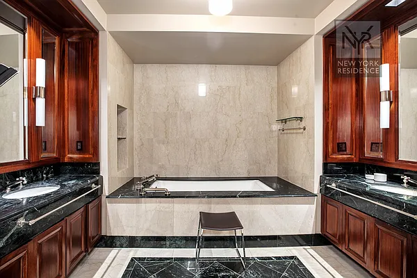 Rented by New York Residence | media 23