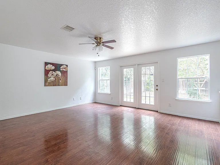 11223 Victory Cavern — Photo 16