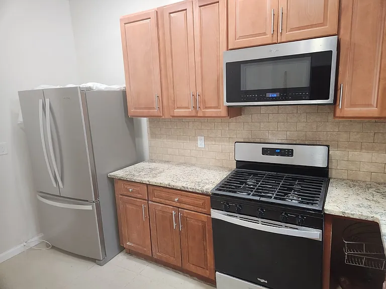 139 Glen Ave #1 — Photo 5