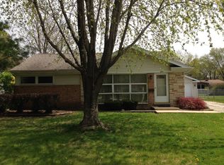 271 N Ashland Ave, Palatine, IL 60074