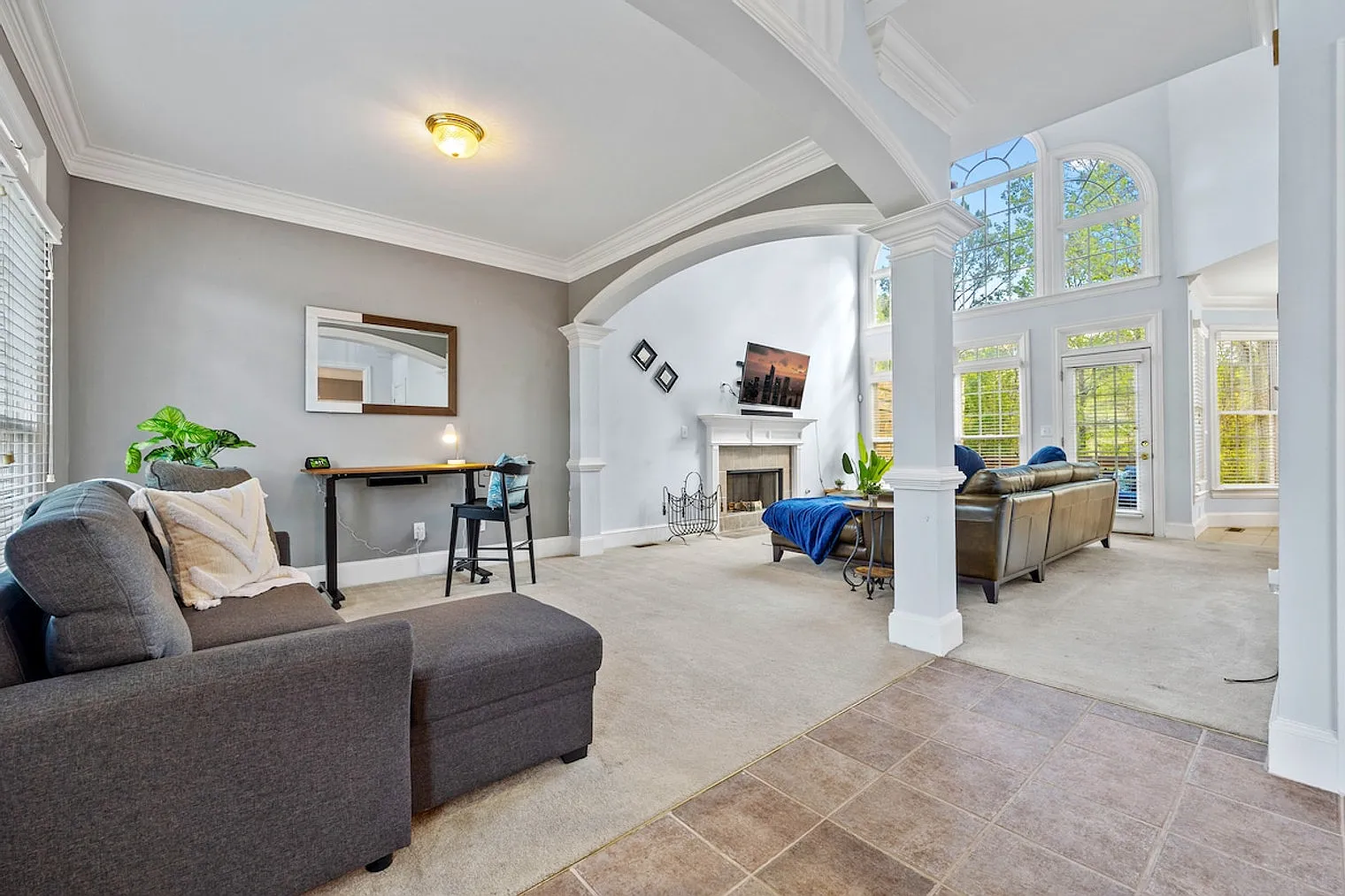 3 bed, 1.5 bath, $4,450 — Photo 3
