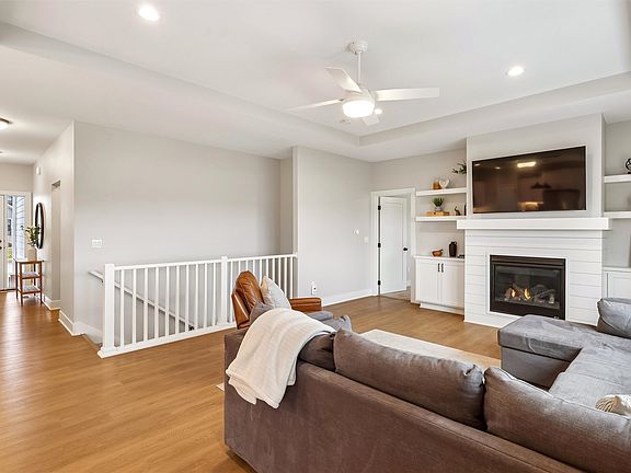 4th image of 14812 Goldenrod Cir