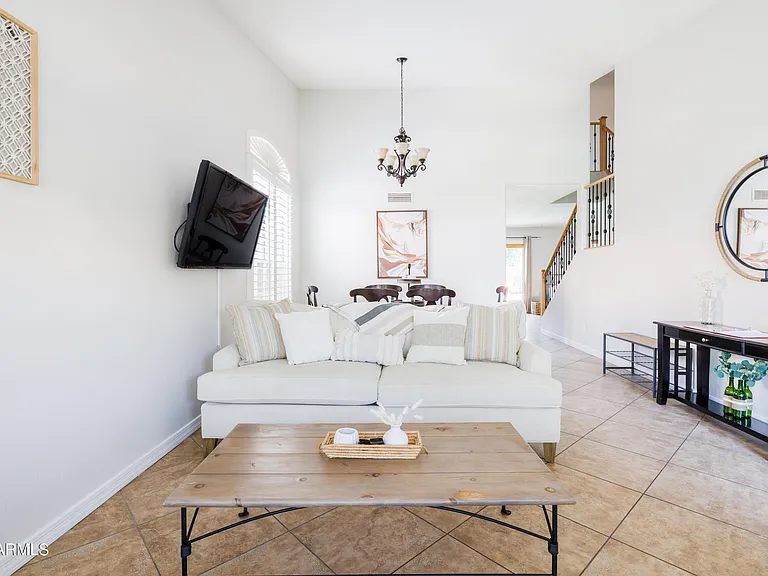 1431 E Century Ave — Photo 9