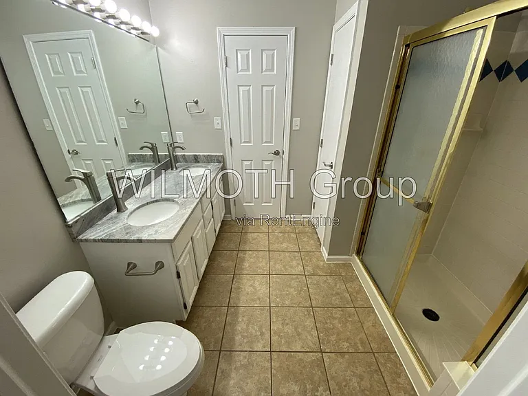 8457 Traders Ct — Photo 9