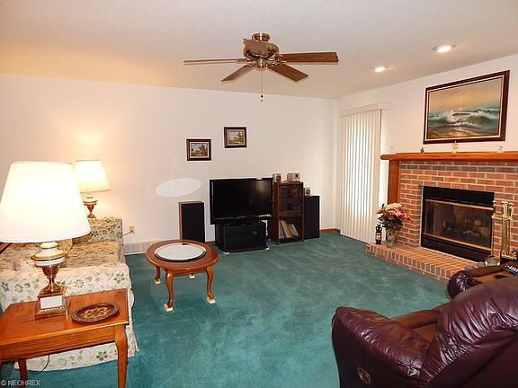 4th image of 1259 Waterbury Dr