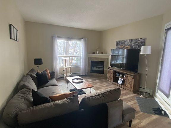 3rd image of 10719 80th Ave NW