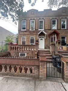 579 Osborn St, Brooklyn, NY, 11212