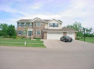 1750 Northview Ln, Aberdeen, SD 57401
