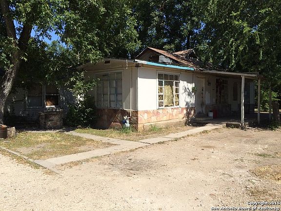2nd image of 909 SW 34th St