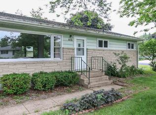 508 Douglas Trl, Madison, WI 53716
