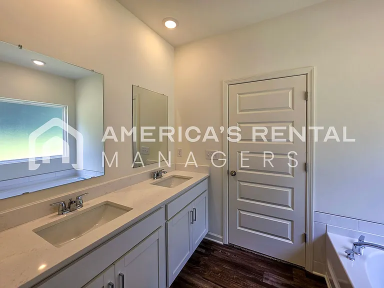 336 Ashland Dr — Photo 52