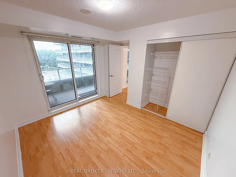 70 Town Centre Ct #511 — Photo 6